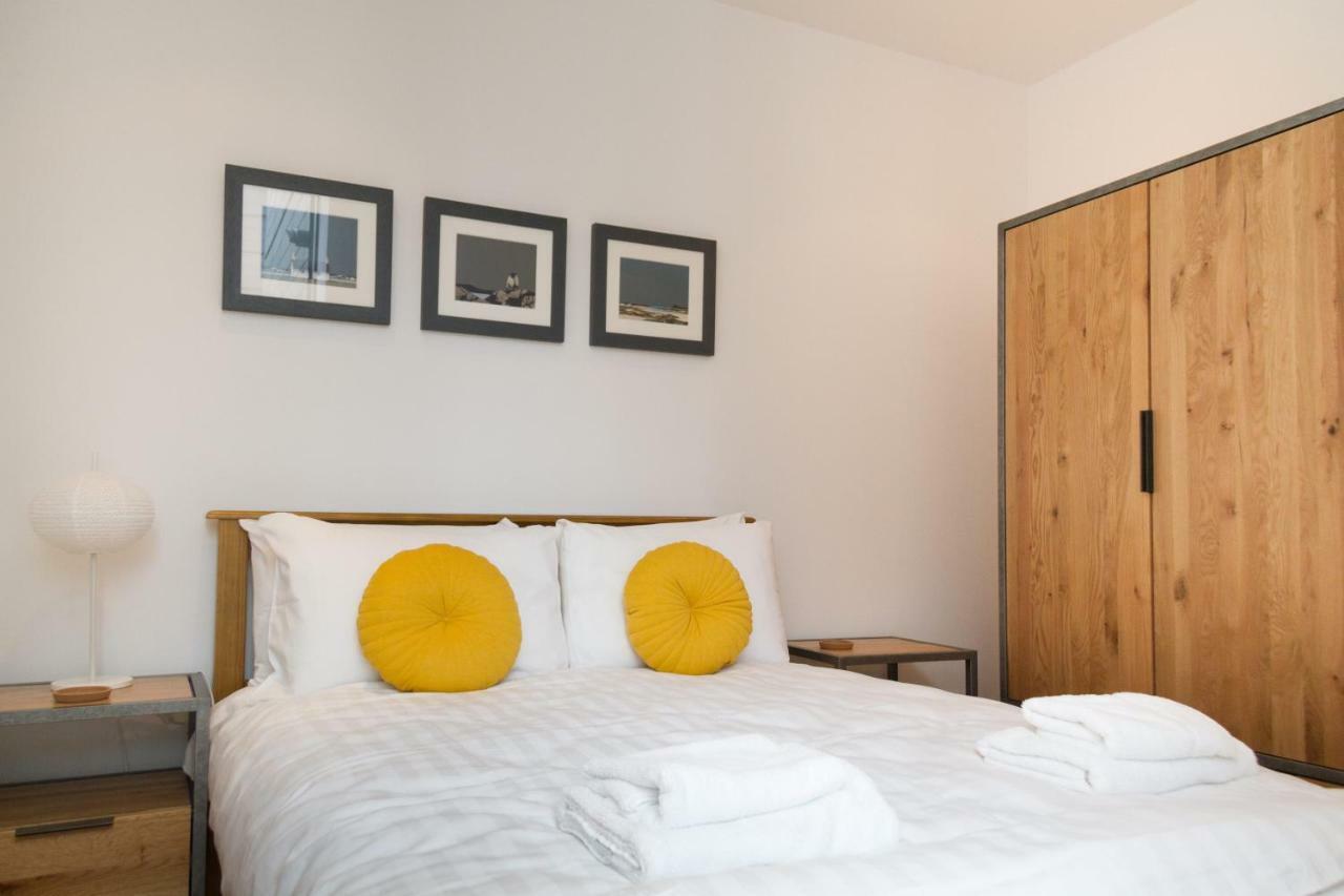 2 Bed Apartment At Quartermile Эдинбург Экстерьер фото